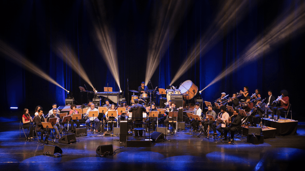 Orquestra Furiosa da Escola de Música do Parque Ibirapuera convida Fabiana Cozza e faz concerto aberto ao público em celebração aos 70 anos do parque